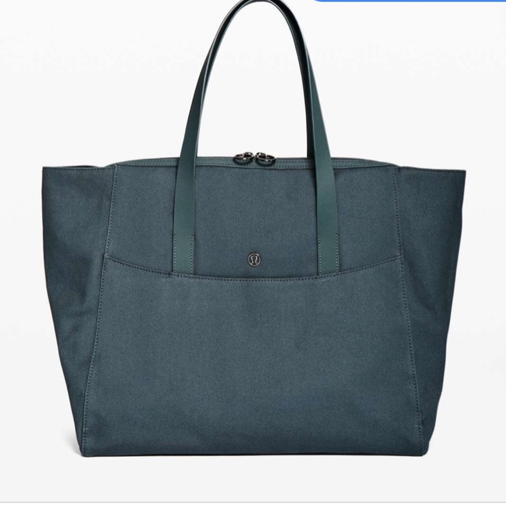 Lululemon All Avenues Bag 26 L
